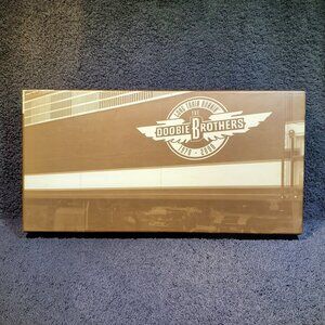 VINTAGE DOOBIE BROTHERS FOUR COMPACT DISC BOX SET 1970 - 2000